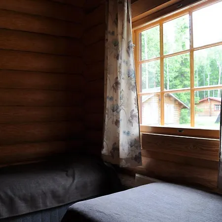 Holiday home Hevossilta *