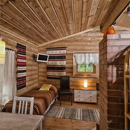 Holiday home Hevossilta